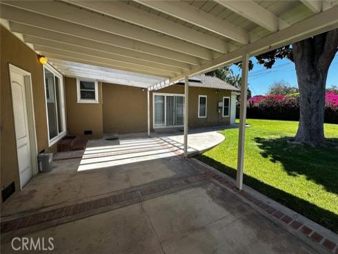 715 W Knepp , Fullerton, CA