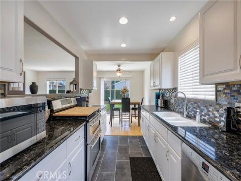 1142 W Ash , Fullerton, CA