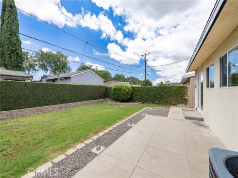 1142 W Ash , Fullerton, CA