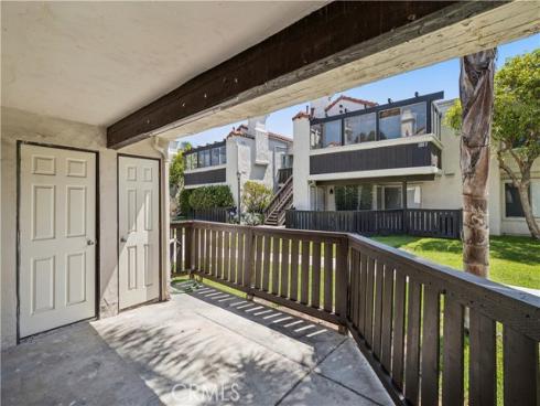 1933 W Houston 23 , Fullerton, CA