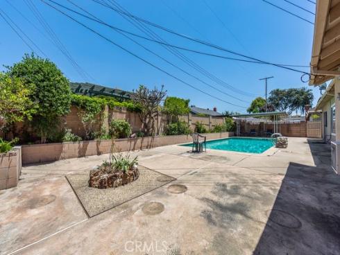 1065 El Mirador , Fullerton, CA