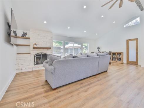 918 Glenhaven , Fullerton, CA
