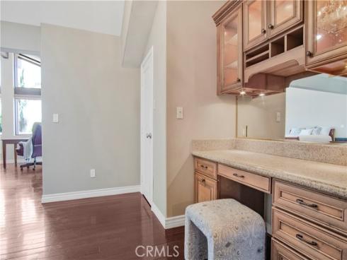 1001 W Las Palmas , Fullerton, CA