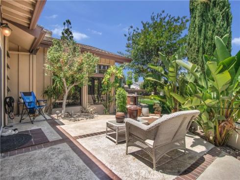 1001 W Las Palmas , Fullerton, CA