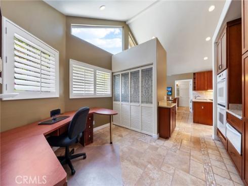 200 W Hermosa Drive, Fullerton, CA