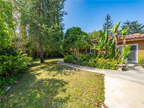 200 W Hermosa Drive, Fullerton, CA