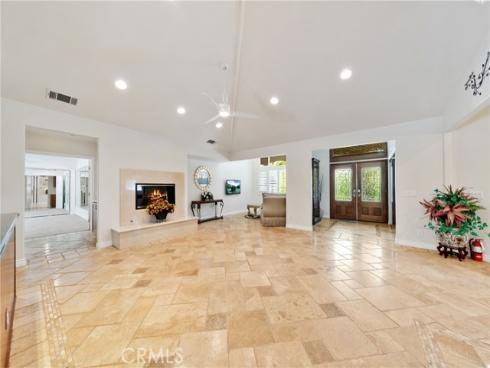200 W Hermosa Drive, Fullerton, CA