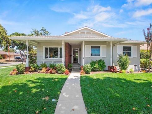 118 N Ashford   Place, Fullerton, CA