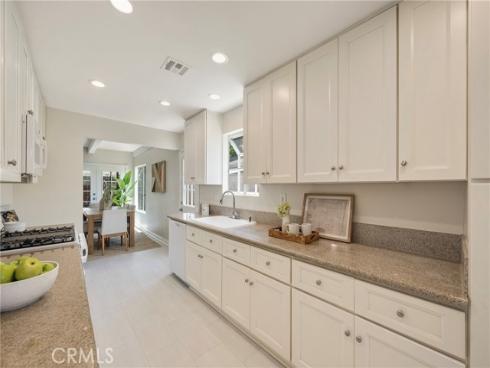 618 S Pine Drive, Fullerton, CA