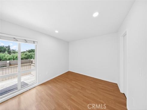 3054 Associated 26 , Fullerton, CA