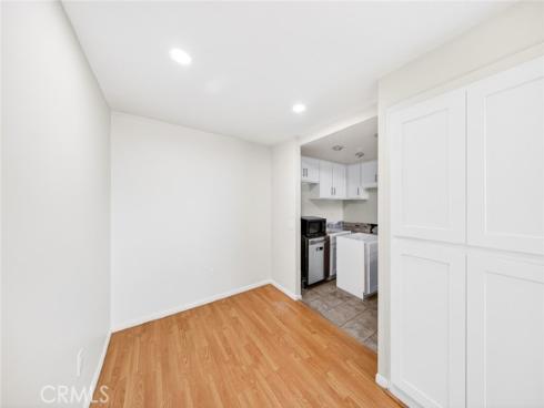 3054 Associated 26 , Fullerton, CA