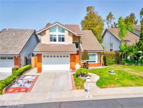 2207  Heritage  , Fullerton, CA