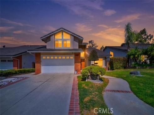 2207  Heritage  , Fullerton, CA