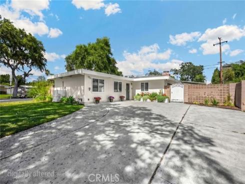 1012 Maertin Lane