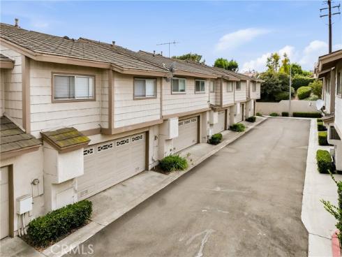 1569 Avenida Selva 201 , Fullerton, CA
