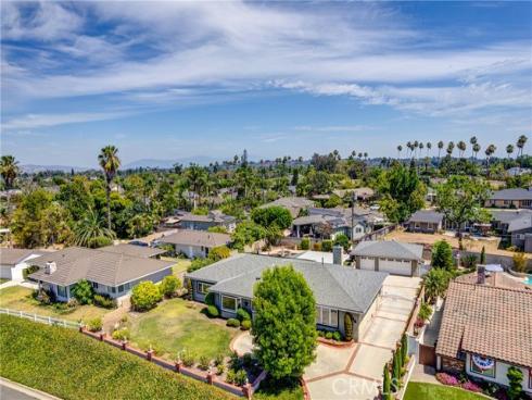 344  Las Riendas  , Fullerton, CA