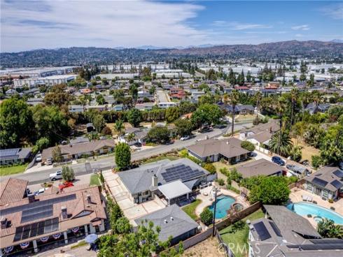 344  Las Riendas  , Fullerton, CA