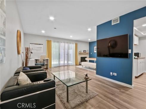 1129 Rosecrans Avenue 28A