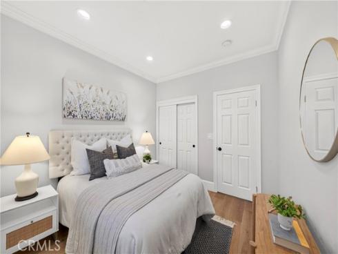 2585  Sunflower  , Fullerton, CA