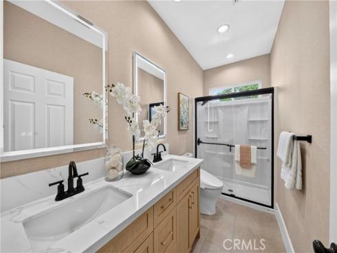 2585  Sunflower  , Fullerton, CA