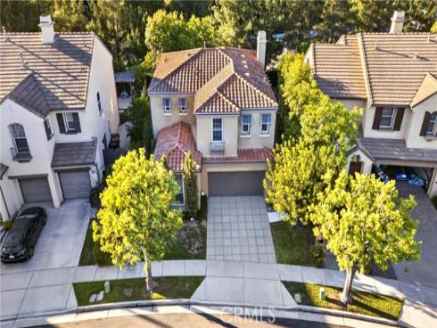 2585  Sunflower  , Fullerton, CA