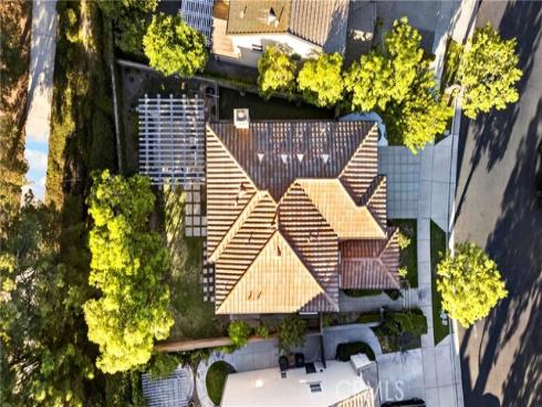 2585  Sunflower  , Fullerton, CA