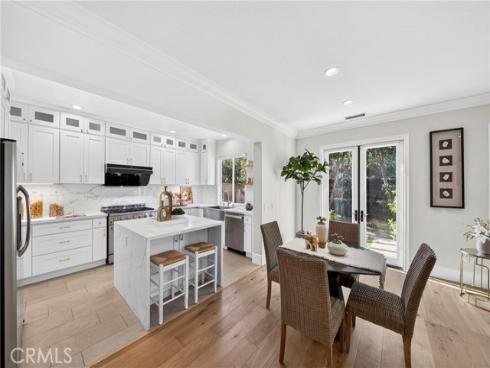 2585  Sunflower  , Fullerton, CA