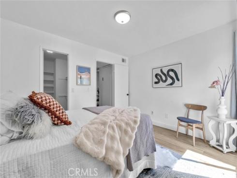 3062 Associated 10 , Fullerton, CA