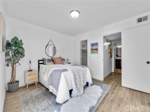 3062 Associated 10 , Fullerton, CA