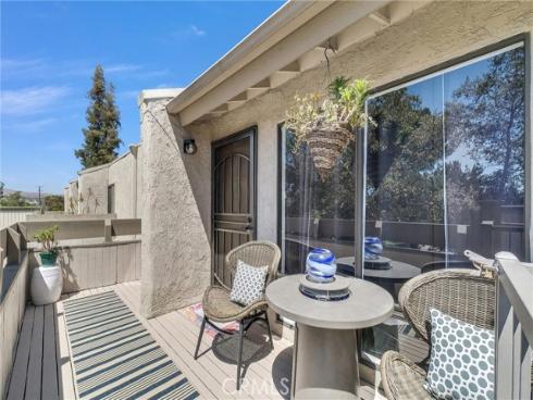 3062 Associated 10 , Fullerton, CA