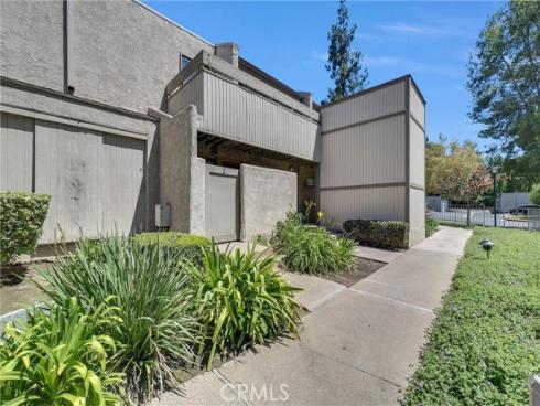 3062  Associated  10 , Fullerton, CA