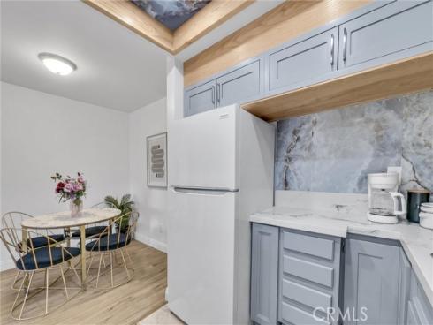 3062 Associated 10 , Fullerton, CA