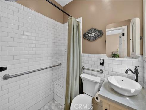 2700 W Olive Avenue, Fullerton, CA