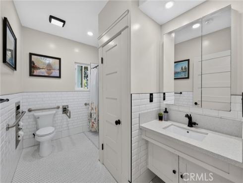 2700 W Olive Avenue, Fullerton, CA