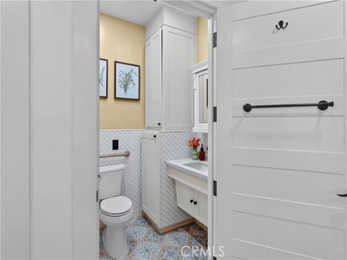 2700 W Olive Avenue, Fullerton, CA