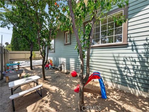 2700 W Olive Avenue, Fullerton, CA