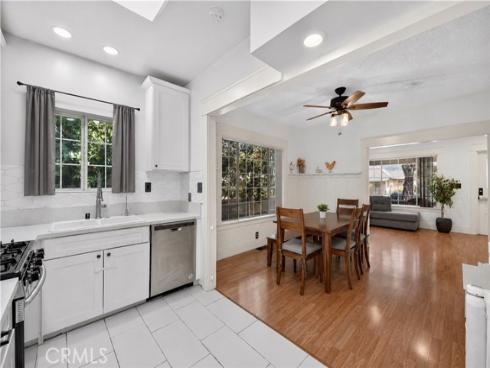 2700 W Olive Avenue, Fullerton, CA