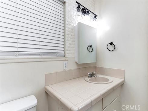 718 Meade Avenue, Fullerton, CA