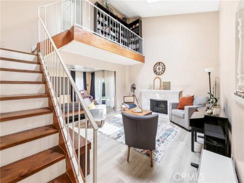4201 W Oak , Fullerton, CA