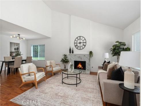 2600  Geneva  , Fullerton, CA