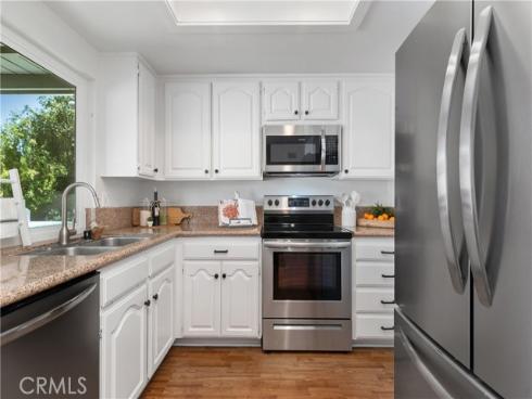 2600  Geneva  , Fullerton, CA