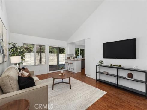 2600  Geneva  , Fullerton, CA