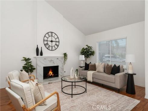 2600  Geneva  , Fullerton, CA