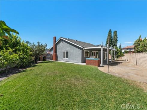 2600  Geneva  , Fullerton, CA