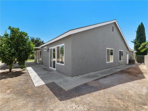 2600  Geneva  , Fullerton, CA