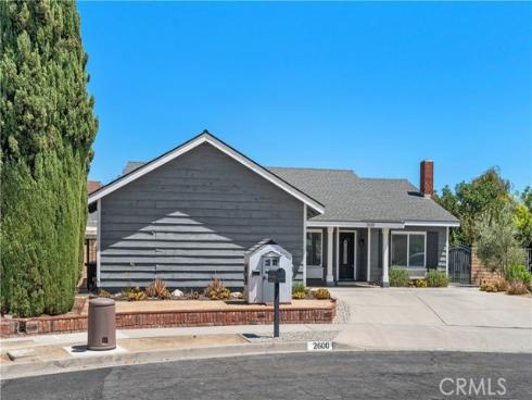 2600  Geneva  , Fullerton, CA