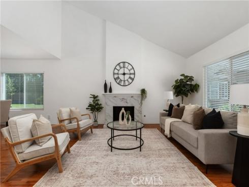 2600  Geneva  , Fullerton, CA