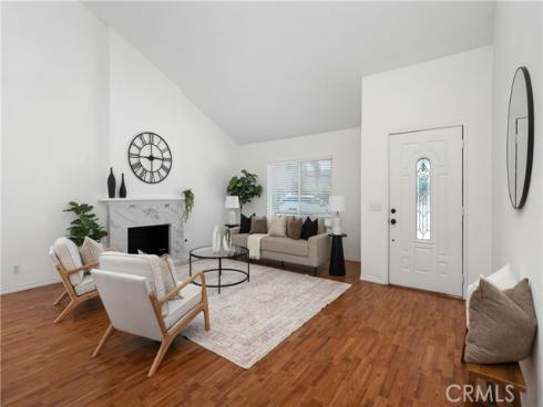 2600  Geneva  , Fullerton, CA