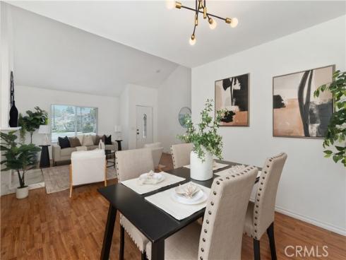 2600  Geneva  , Fullerton, CA
