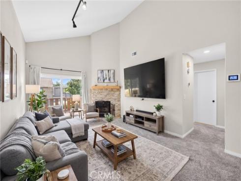 3069 Brea Boulevard 10